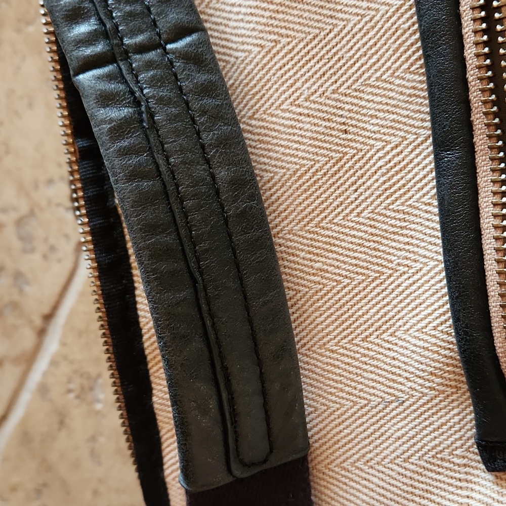 Kipling Tan With Black Accents Shoulder Bag - Picture 12 of 16